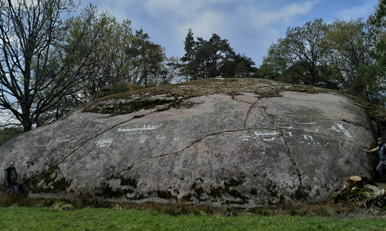 Hällristningar