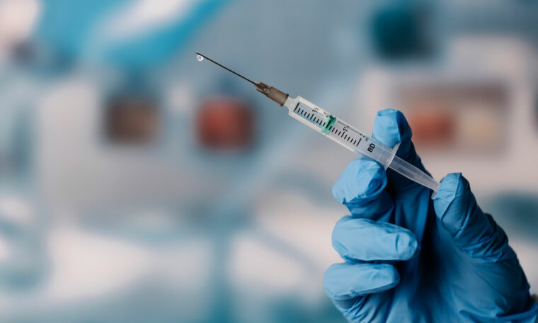 vaccin i spruta